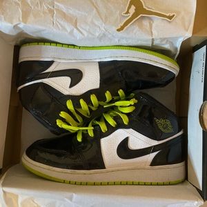 Green Jordan 1